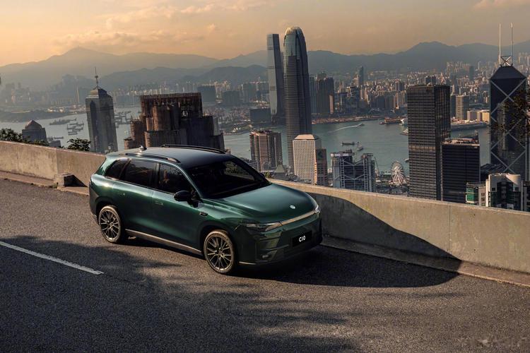 在全球新能源汽車產(chǎn)業(yè)加速變革的當(dāng)下,中國車企正以技術(shù)與性價比優(yōu)勢